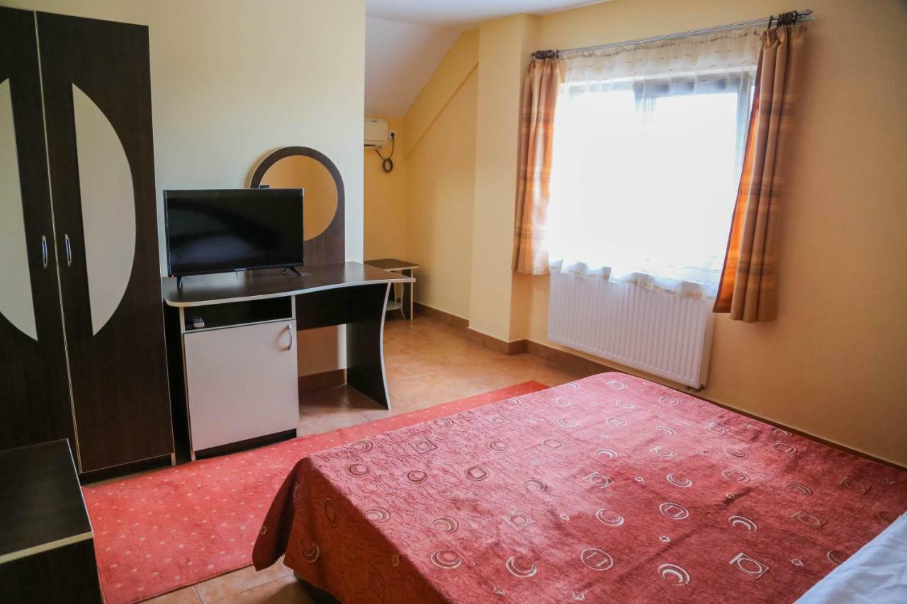 Pensiunea Alexia Iasi Buitenkant foto